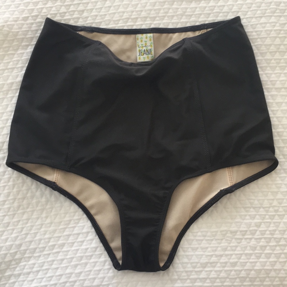 Kortni Jeane High waisted bikini bottoms
